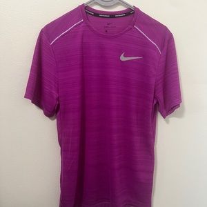 Barney color  Nike shirt